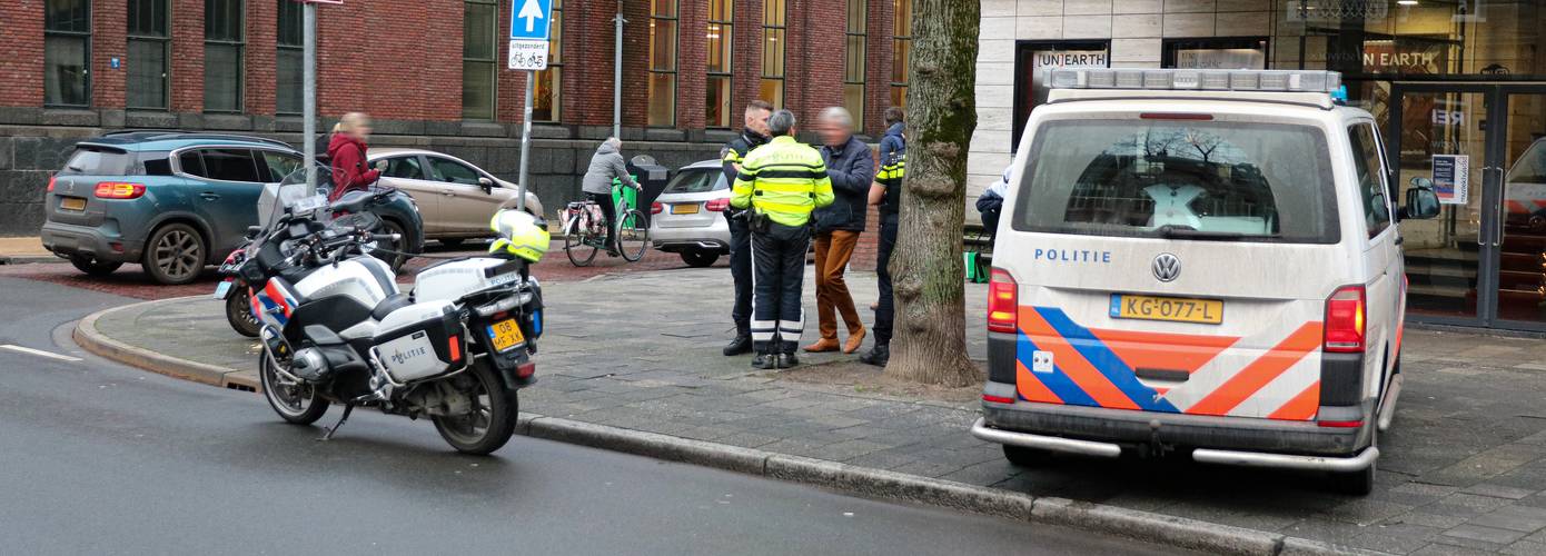 Aannrijding tussen scooter en auto Herestraat Groningen