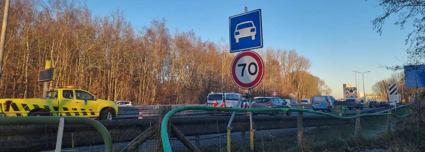 Kop-staartbotsing zorgt voor lange file A7 Corpus den Hoorn