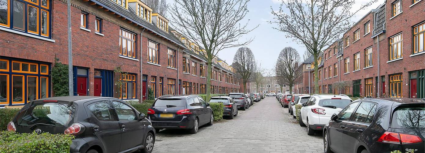 Te koop in Groningen: Gerenoveerde stadswoning in de populaire straat de Gerbrand Bakkerstraat