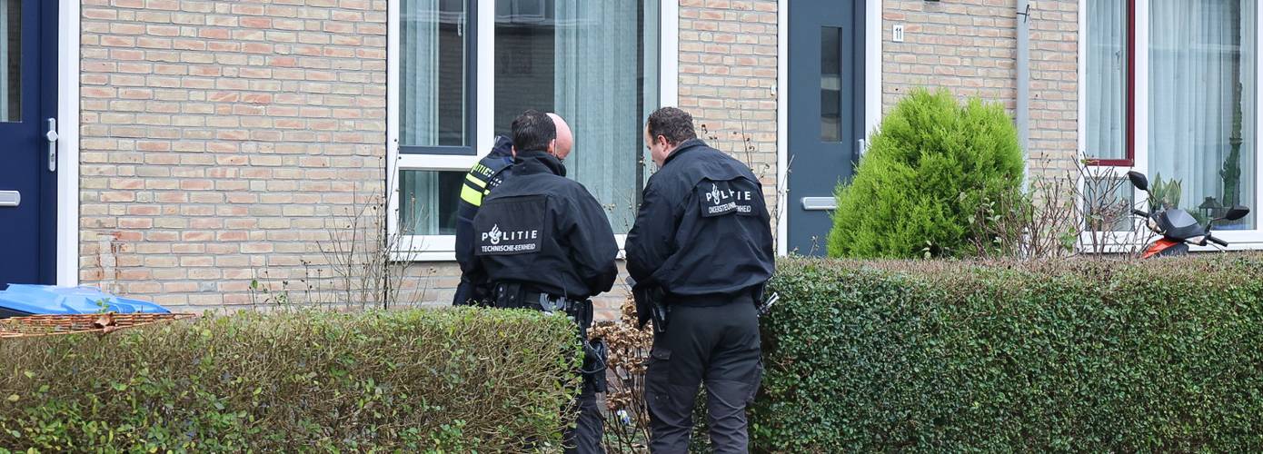 Politie zoekt getuigen schietincident op woning Zandsteenlaan Groningen