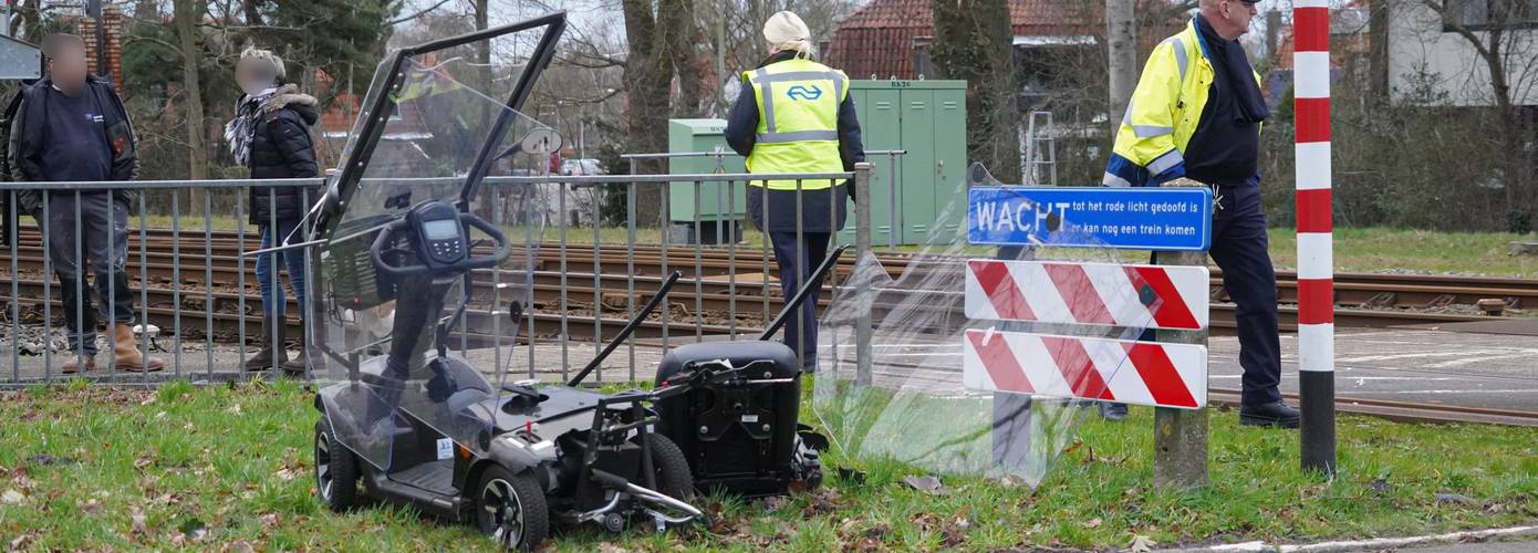 Geen treinen tussen Assen en Groningen door aanrijding met scootmobiel