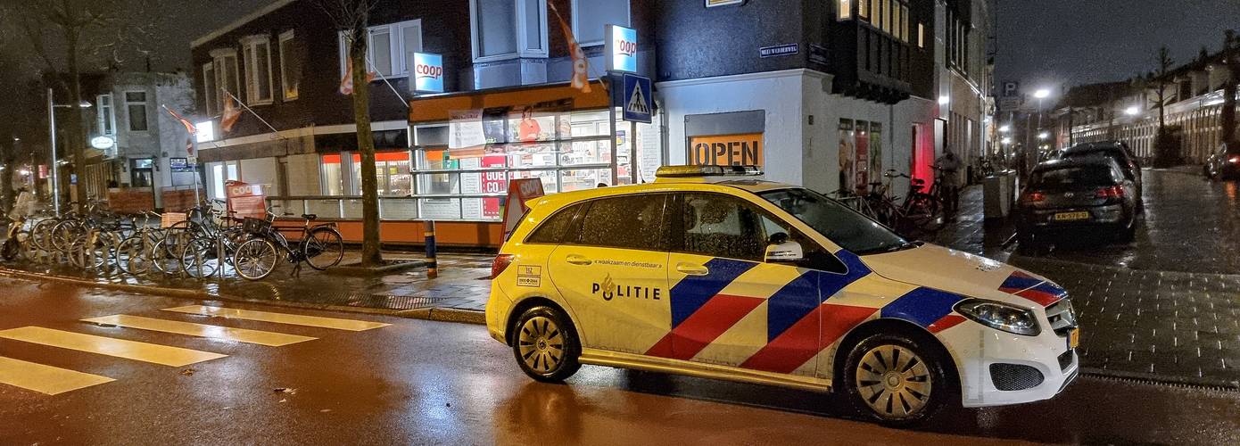  Politie onderzoekt poging gewapende overval op supermarkt en zoekt getuigen