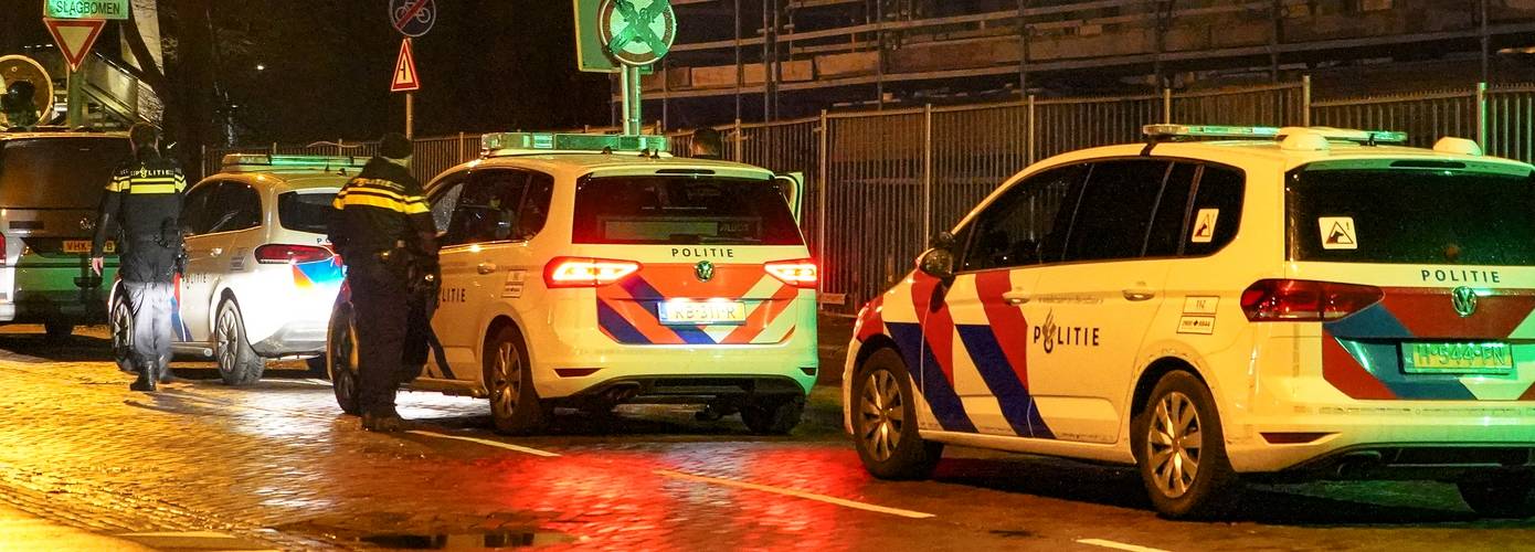 Politie zoekt met meerdere eenheden naar gewonde persoon