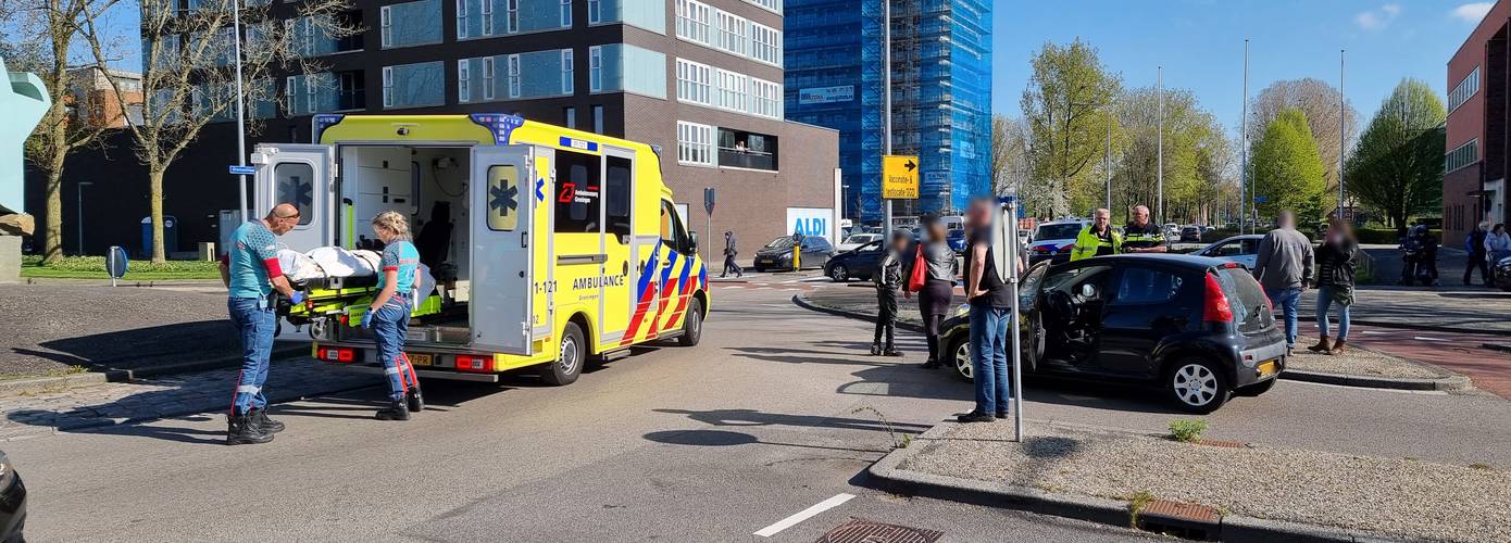 Fietser gewond bij aanrijding met automobilist in Groningen