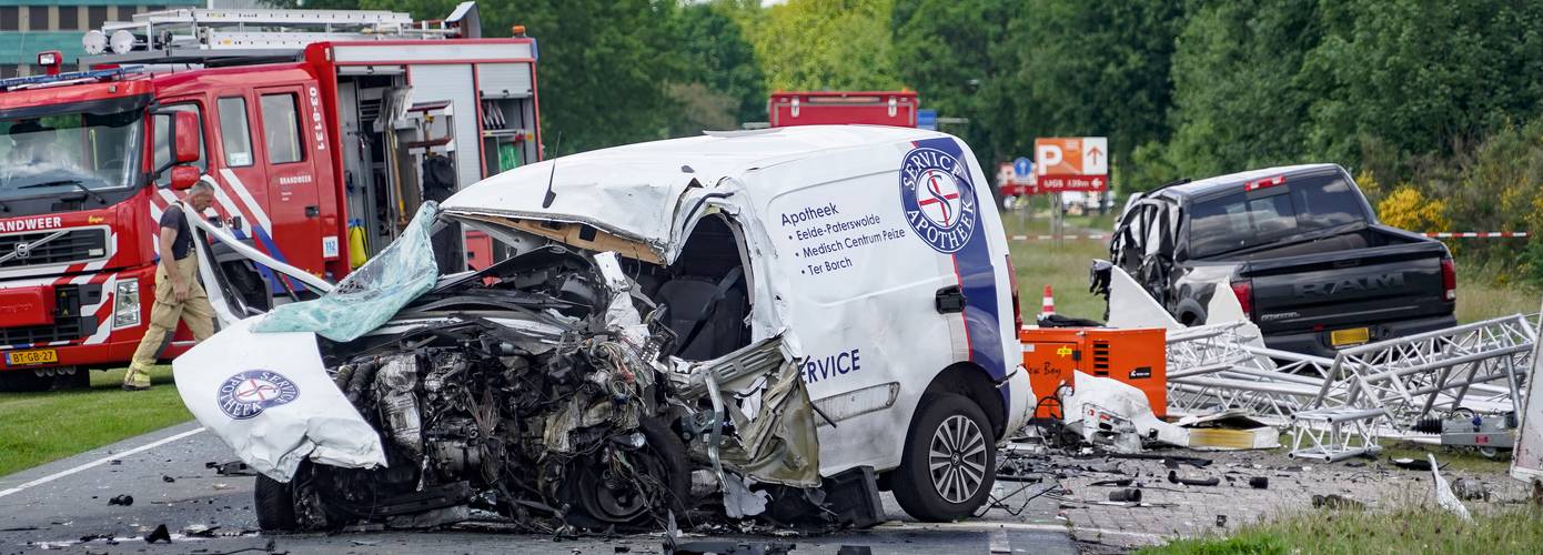 Man (34) omgekomen bij zwaar ongeval met gestolen auto bij Eelde 