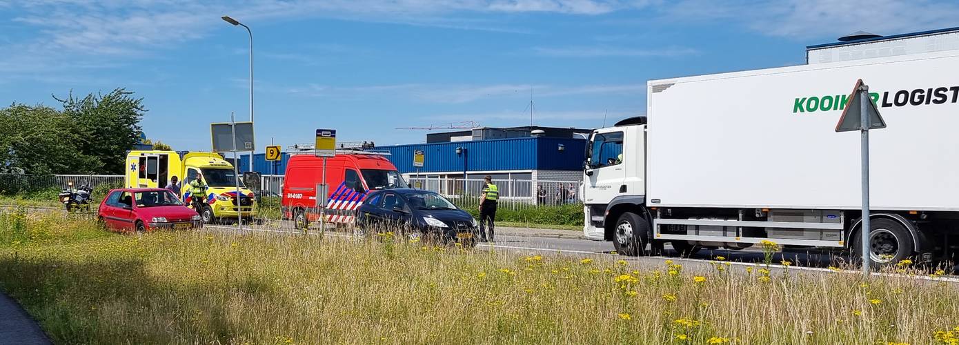 Voetganger raakt gewond bij aanrijding met vrachtwagen in Groningen