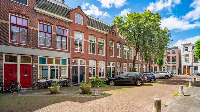 Te koop in Groningen: Karakteristiek herenhuis met moderne afwerking op toplocatie in de Oosterpoort