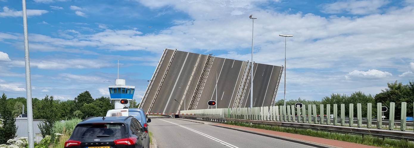 Dinsdagmiddag geen brugbediening in gemeente Groningen vanwege verwachte hitte