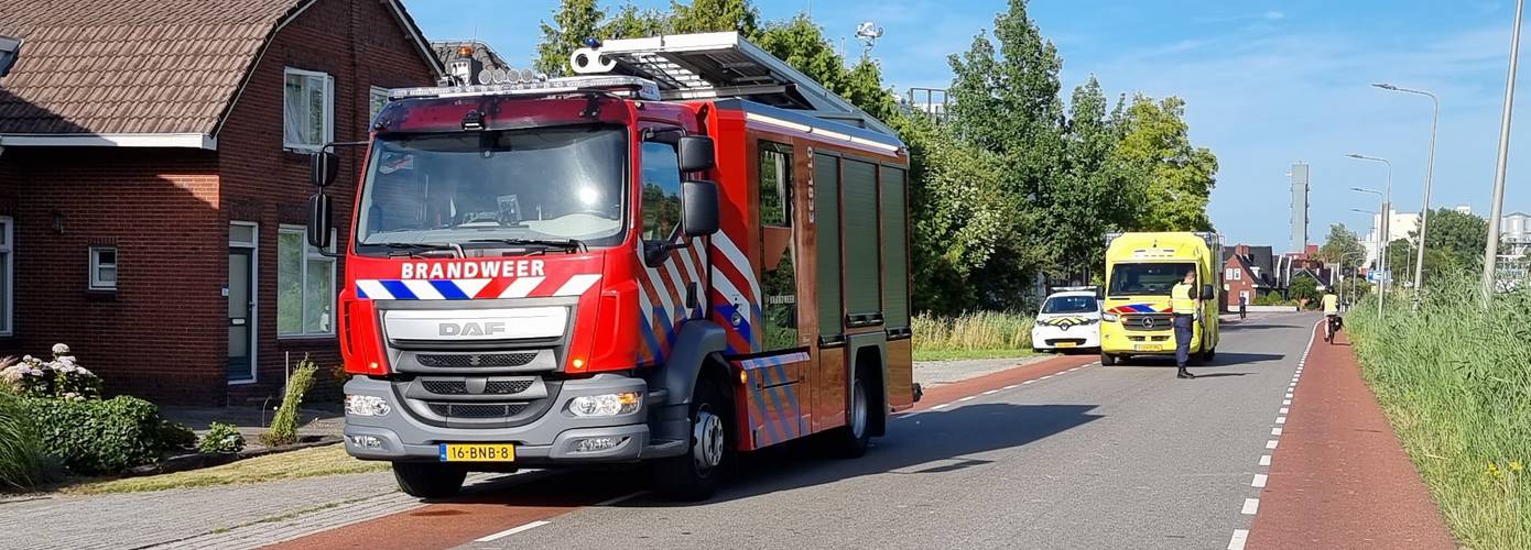 Man valt van de trap in woning en raakt bekneld; traumahelikopter ingezet