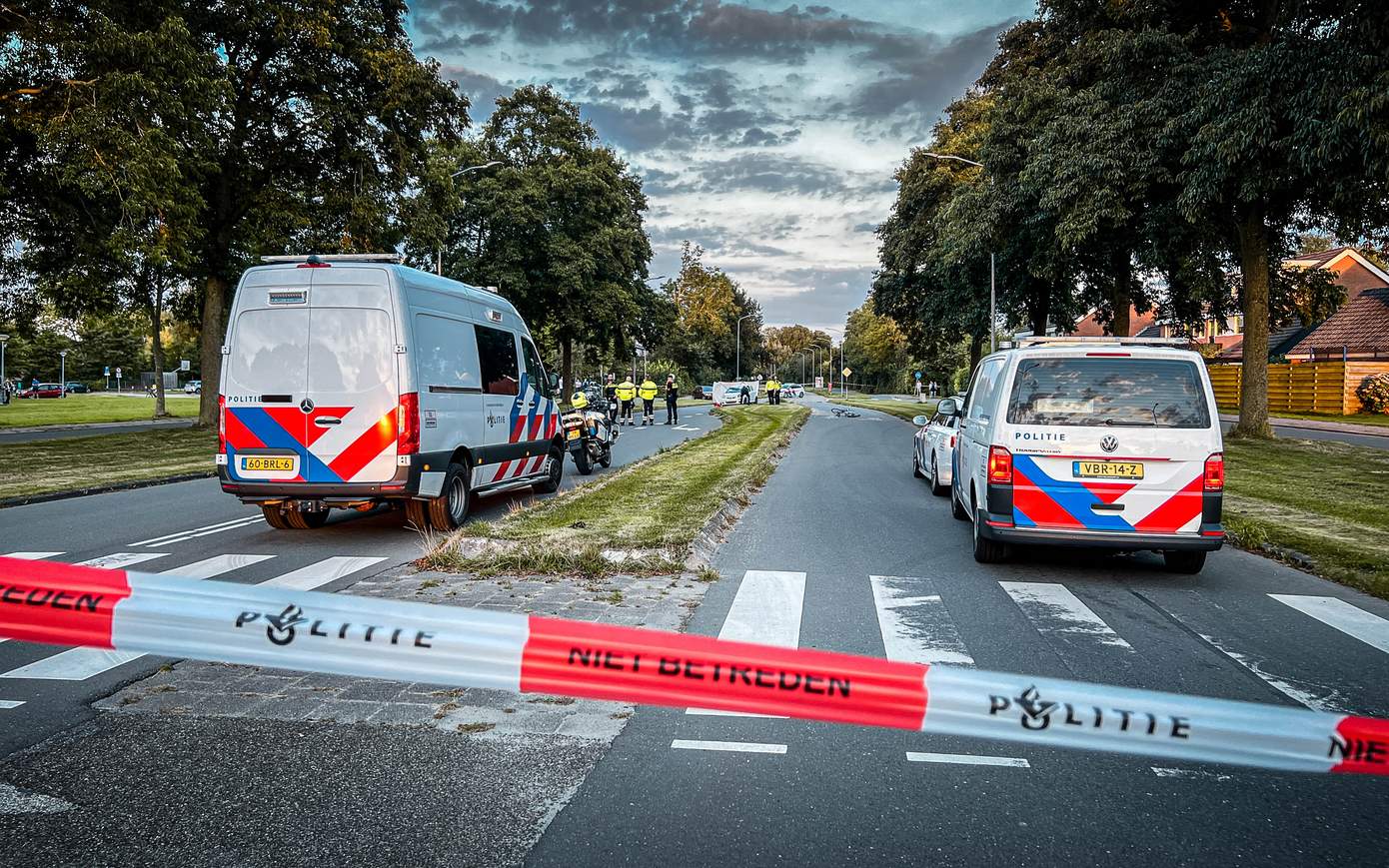 Fietser (82) overleden bij botsing met auto (Video)