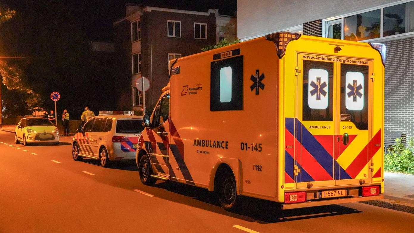 Naakte man aangereden door automobilist in Groningen