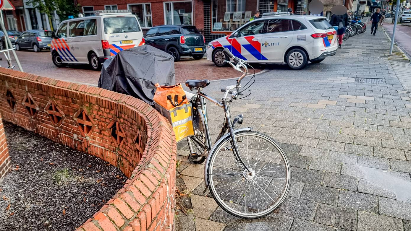 Ongeval tussen postbezorger en bestelbus in Groningen