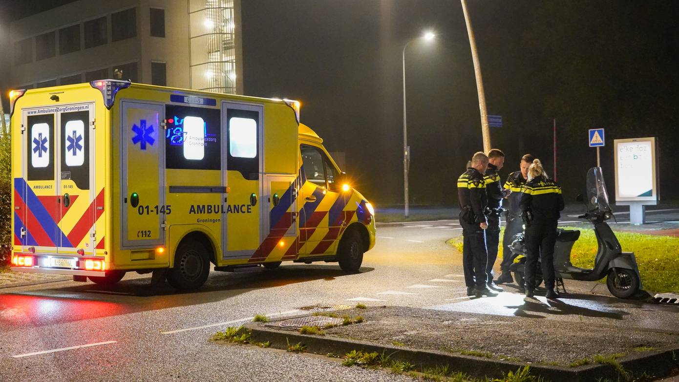 Omstanders vinden bewusteloze man na eenzijdig ongeval met scooter