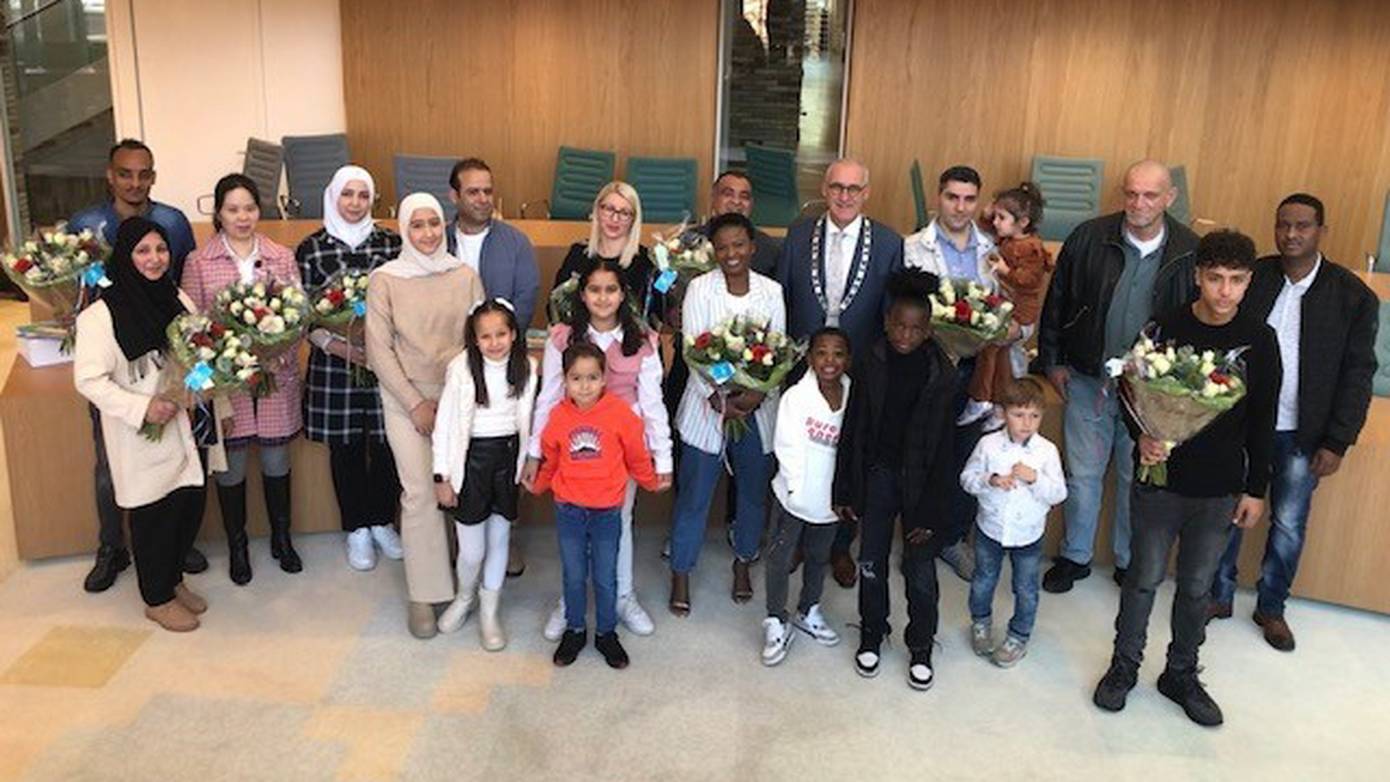 Naturalisatieceremonie gemeente Midden-Groningen