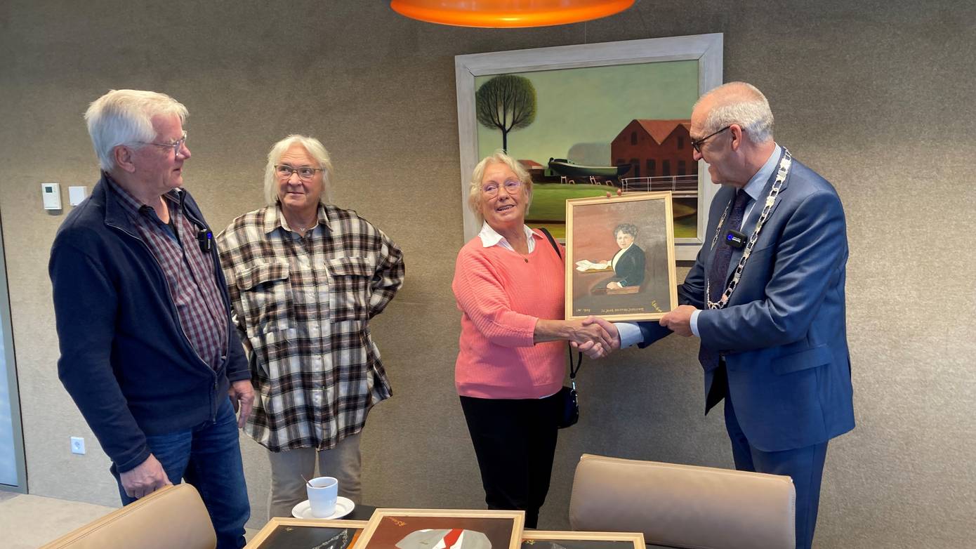 Historisch Archief verwerft collectie schilderijen met burgemeesters aan gemeente Midden-Groningen