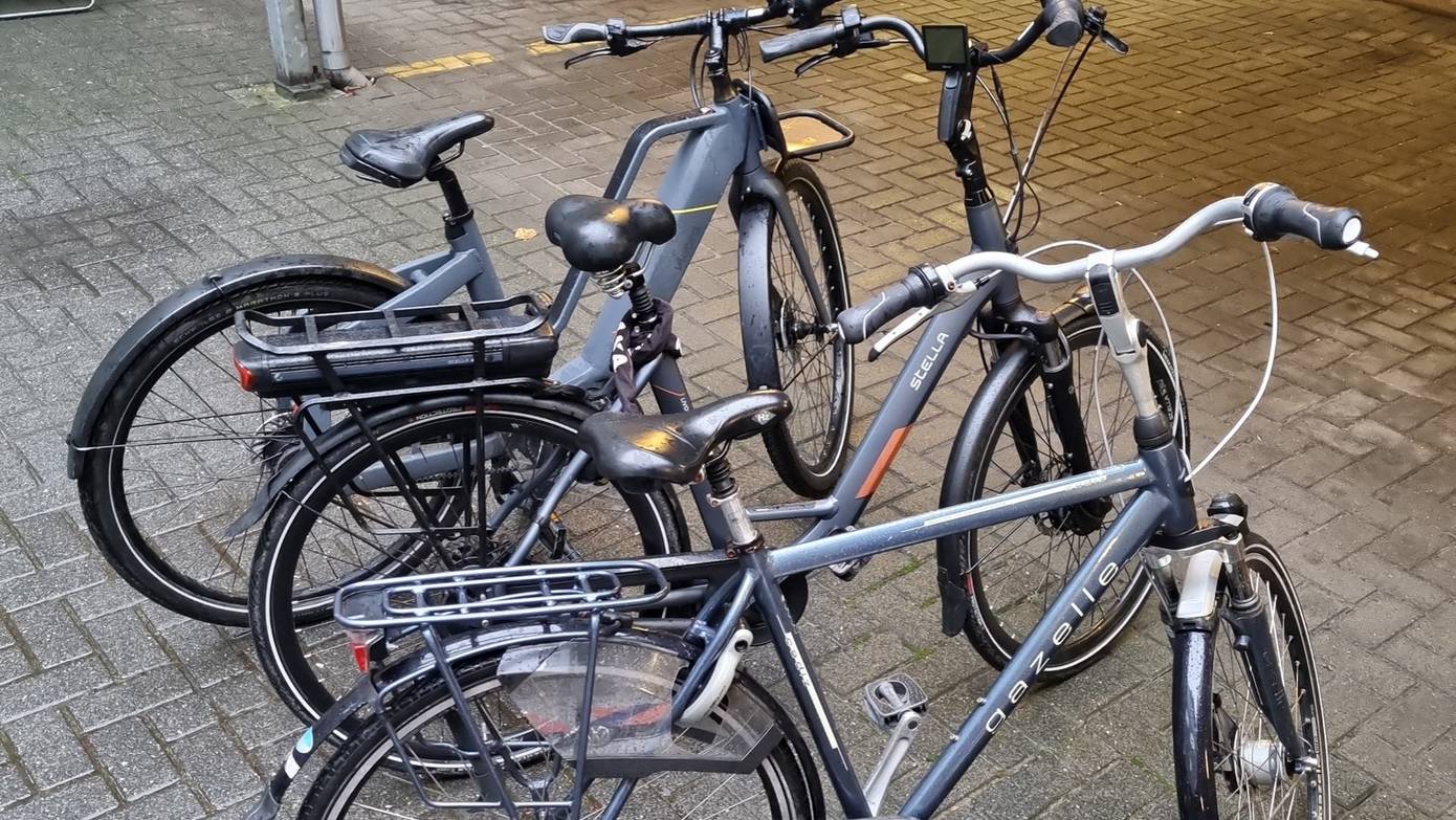 Politie treft drie gestolen fietsen aan bij woning Groningen stad