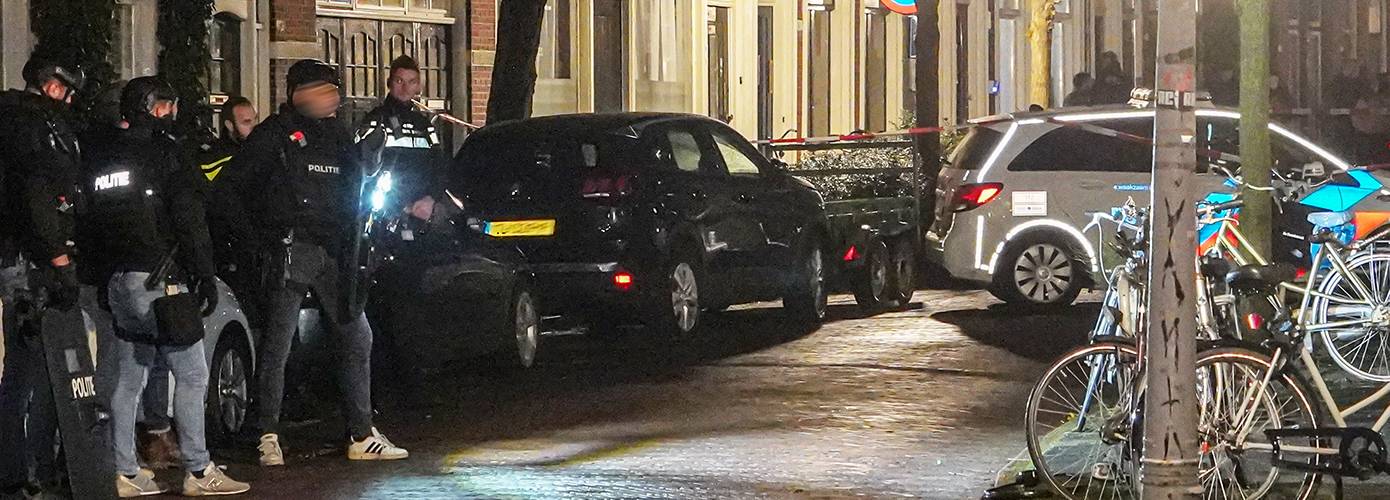 Speciale politie eenheid arresteert verdachte in woning stad (Update)