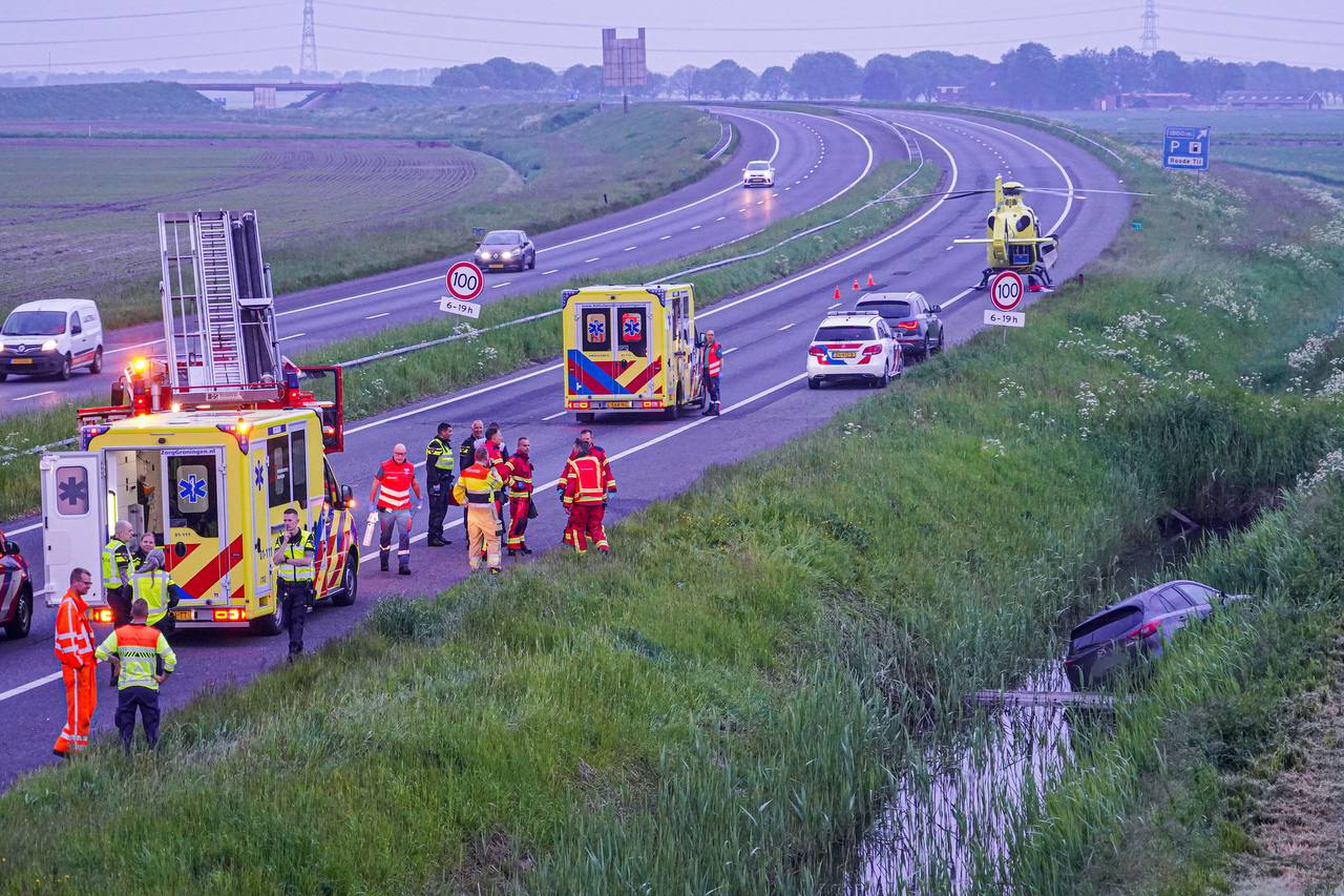 Traumahelikopter ingezet bij ernstig ongeval a7