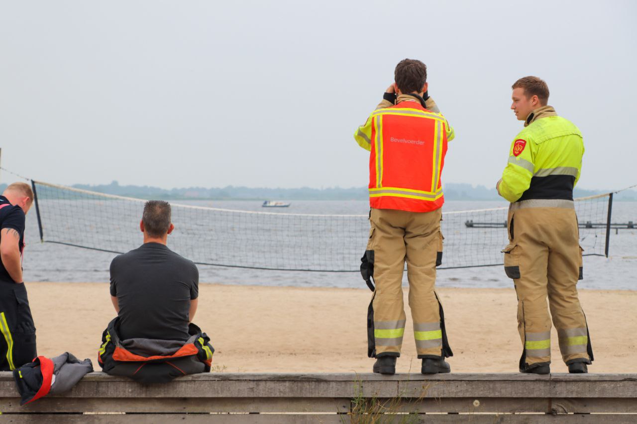 Omgeslagen zeilboot aangetroffen op Zuidlaardermeer