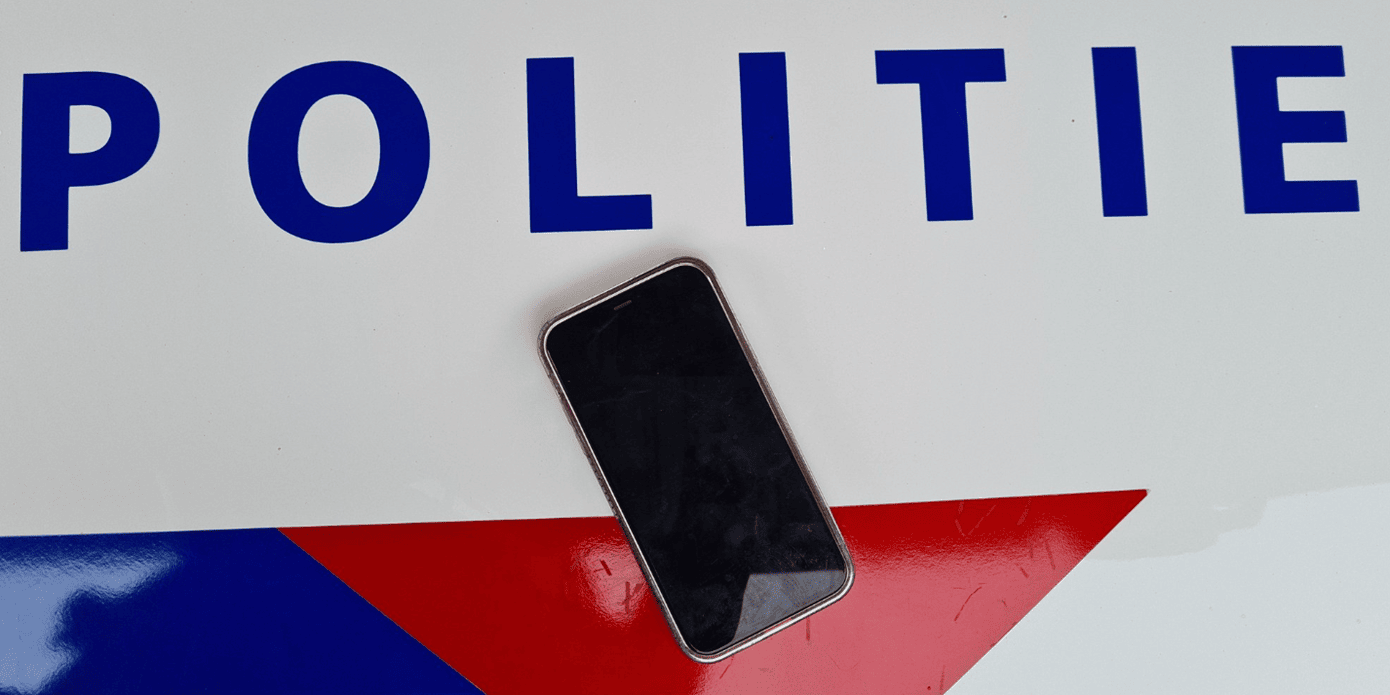 Gestolen Iphone teruggevonden via 'findmyiphone', politie houdt 19-jarige verdachte aan
