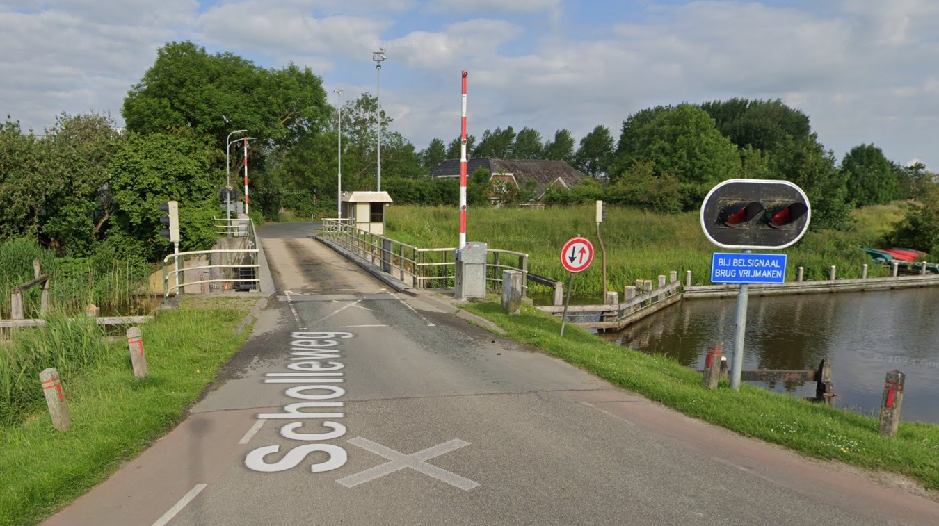 Brug Wierumerschouw afgesloten voor vaar- en wegverkeer