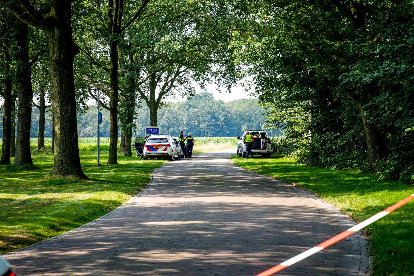 Politie zoekt man vanwege vondst dode vrouw in Groningen