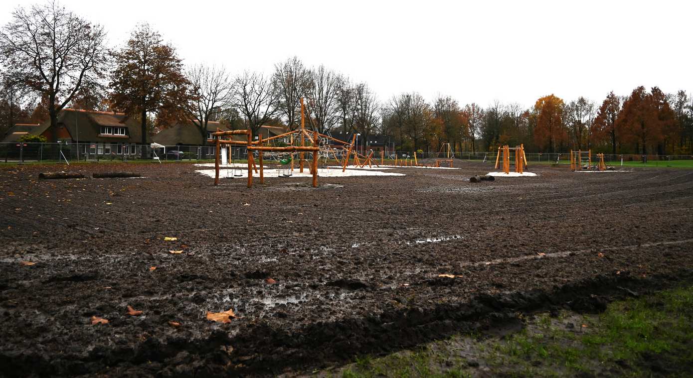 De nieuwe speelplek bij het Heeresmeer in Nieuwe Pekela gaat in het voorjaar open