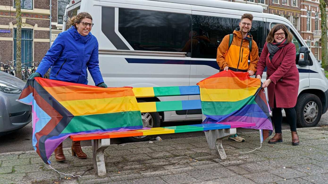 Lancering vernieuwde regenboogstadswandeling 