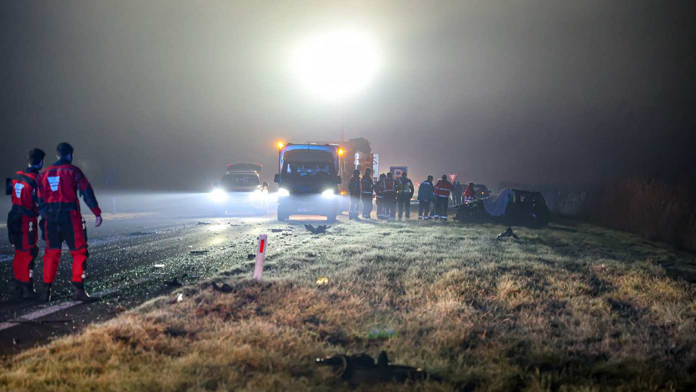Automobilist (58) overleden na ernstig ongeval met busje