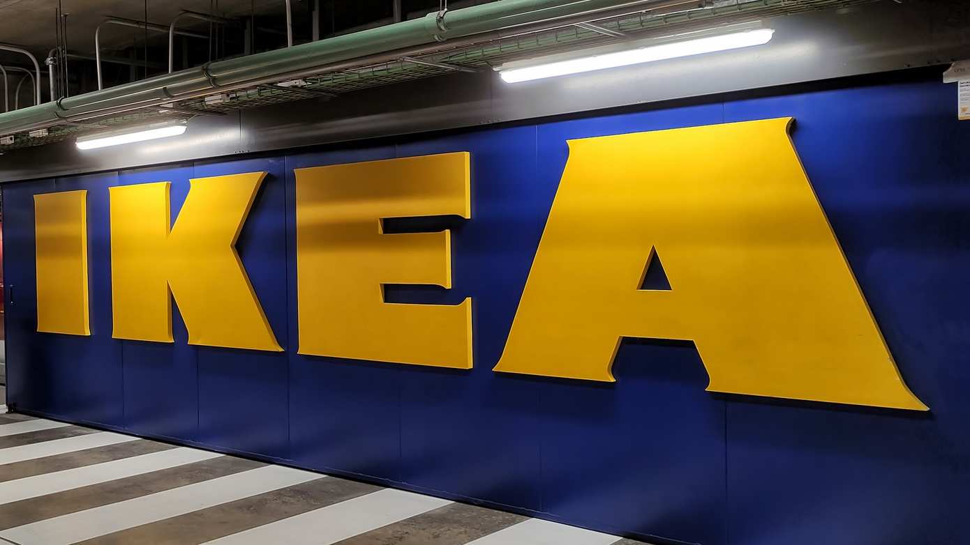 Medewerkers Ikea Groningen gaan dinsdag 24 uur staken voor loonsverhoging