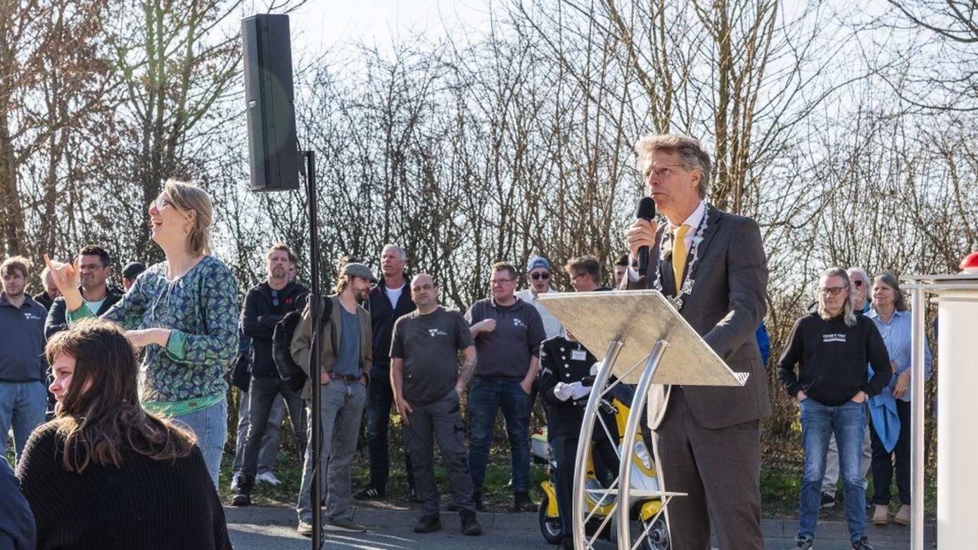 Feestelijke opening werklocatie Leeksterveld