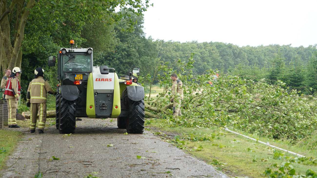 KNMI waarschuwt voor stevige windstoten in Groningen: code geel in de nacht