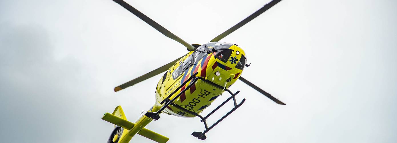 Traumahelikopter ingezet voor persoon die tussen wal en schip raakt in Lauwersoog
