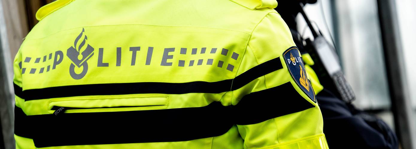 Twee verdachten op heterdaad aangehouden wegens telefoon stelen in stad Groningen