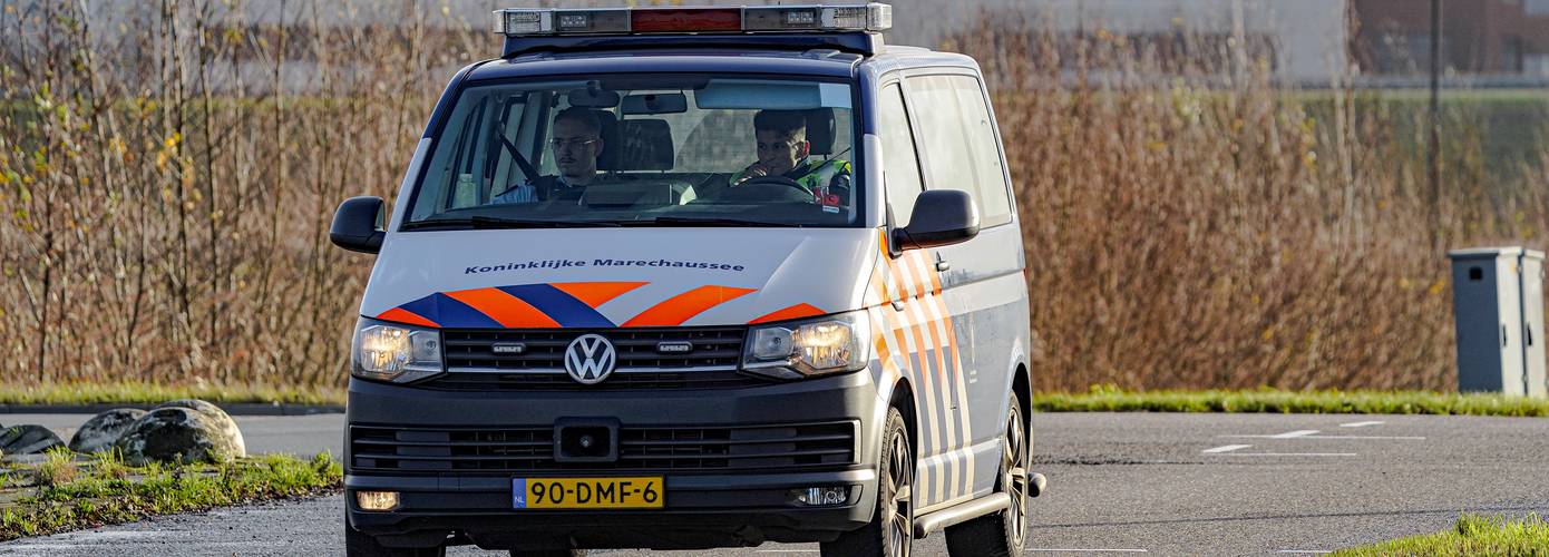 Man opgepakt met openstaande gevangenisstraf bij grote grenscontrole